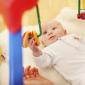 Развивающие игры и игрушки для детей (2 месяц) Игрушки для ребенка в 2 3 месяца