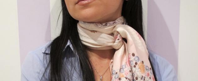 Jak krásné uvázat si šátek kolem krku.  Nákrčník v šatníku: nápady