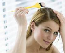 Farbenie vlasov počas tehotenstva: škodlivé alebo nie?