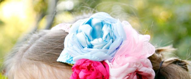 Мастер-классы по изготовлению цветов из ткани. Как сделать цветок из ткани: очень простой способ Цветами из ткани объемные руками
