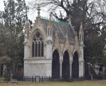 Ústredný cintorín (Viedeň) Ústredný cintorín vo Viedni socha ženy