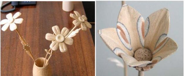 Vyřezávané květiny ze dřeva 3D.  Panel 