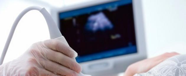 Transvaginālā ultraskaņa neuzrādīja grūtniecību.  Vai ultraskaņas ārsts var neredzēt grūtniecību, ja tests ir pozitīvs, un pētījums neuzrāda vēlamo rezultātu?  Ultraskaņas iziešanas noteikumi grūtniecības laikā