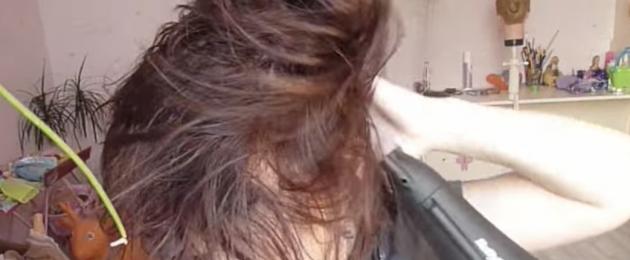 Krásný efekt mokrých vlasů doma.  Jak udělat mokrý efekt na krátkých vlasech
